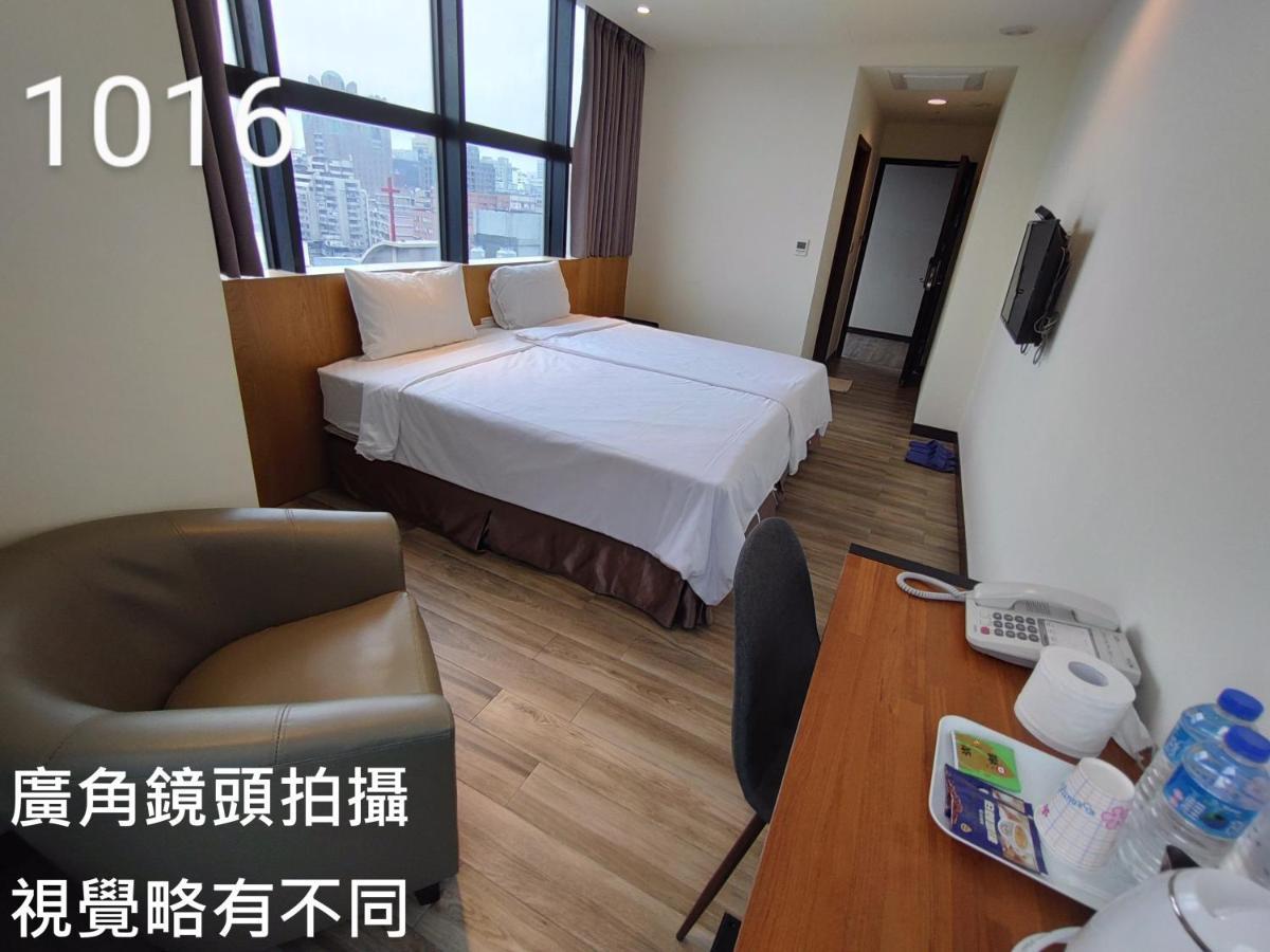 טאויואן Honest & Warm Hotel מראה חיצוני תמונה