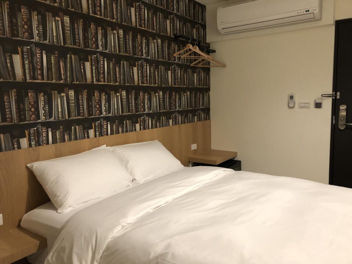 טאויואן Honest & Warm Hotel מראה חיצוני תמונה